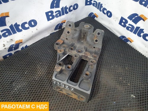 Кронштейн крепления передней рессоры