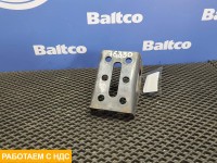 Кронштейн амортизатора