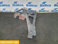 Кронштейн реактивной тяги правый